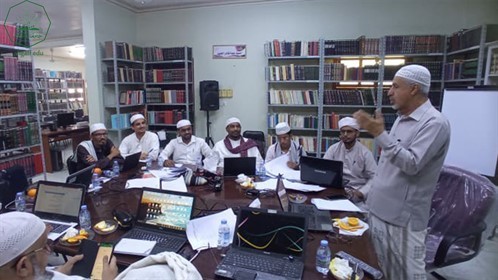 كلية الشريعة والقانون تقيم ورشتين تدريبيتين لبرامج الدراسات العليا