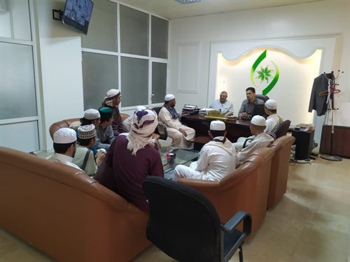 نزول ميداني لطلاب المستوى الرابع قسم الشريعة والقانون بجامعة الأحقاف إلى بنك سبأ الإسلامي وبعض المؤسسات الإدارية بالوادي والصحراء