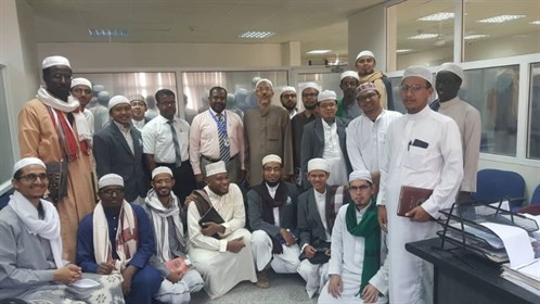 رحلة علمية ونزول ميداني تطبيقي في مادة التمويل الاسلامي لطلاب دفعة الماجستير بكلية الشريعة والقانون