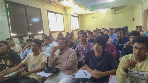 كلية هندسة وعلوم الحاسوب ترحب بطلاب المستوى الأول للعام الجامعي 2022-2023م