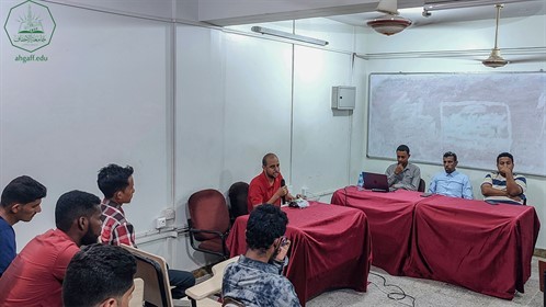 كلية هندسة وعلوم الحاسوب بجامعة الأحقاف تستضيف لقاء بين الشركات الرائدة في مجال تقنية المعلومات وخريجي الكلية