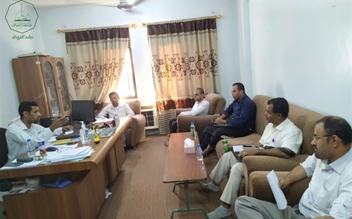 كلية هندسة وعلوم الحاسوب بجامعة الأحقاف تقيم اجتماعا لأعضاء هيئة التدريس