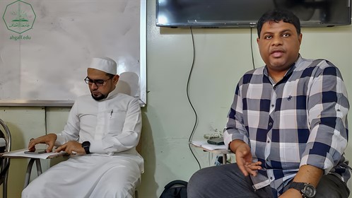 وحدة شؤون الخريجين تقيم لقاء بطلاب المستوى الرابع بالجامعة