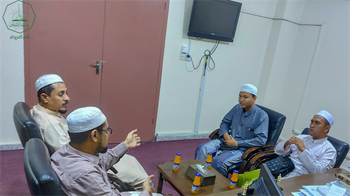 وحدة شؤون الخريجين تستقبل عضو مجلس النواب الاندونيسي ورئيس جامعة دار السلام بإندونيسيا