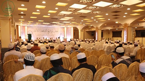 كلية العلوم الإسلامية بجامعة الأحقاف تزفُّ الدفعة الثالثة من خريجي الدراسات الإسلامية