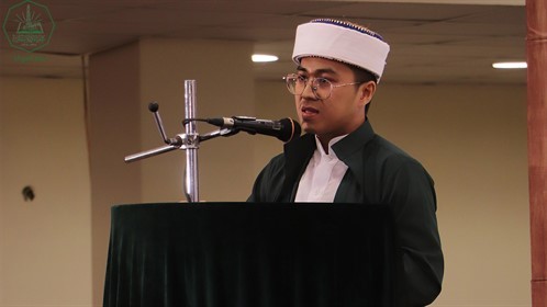 كلية العلوم الاسلامية تحتفل بتخريج الدفعة الثانية من قسم الدراسات الاسلامية والقرآن وعلومه للعام الجامعي