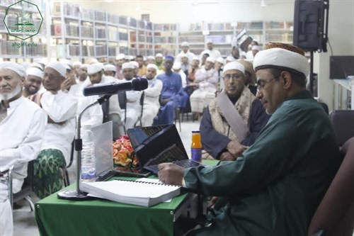 الباحث حامد بن عمر السقاف ينال الشهادة العالمية ( الدكتوراه) في اللغة العربية من كلية الدراسات العليا