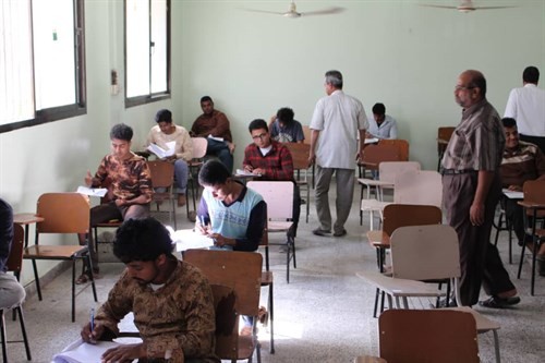 تدشين امتحانات نهاية الفصل الأول بجامعة الأحقاف