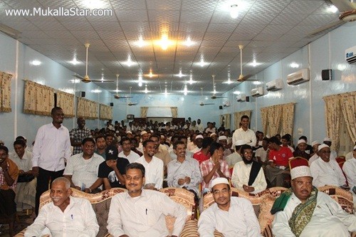 الحفـل الختامي للأنشطة والفعاليات الطلابية بجامعة الأحقاف لعام 2013م