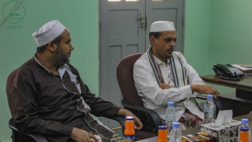 جامعة الأحقاف تستقبل البروفيسور يحيى الحمزوري زين المعارف مدير معهد البهجة بإندونيسيا