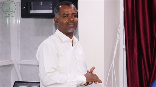 وحدة اللغة الإنجليزية بجامعة الأحقاف تقيم ورشة عمل بعنوان بناء الاختبارات التحصيلية لمقررات اللغة الإنجليزية