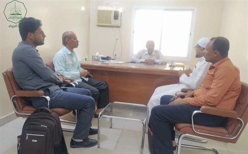 وحدة شؤون الخريجين بجامعة الاحقاف في زيارة لمؤسسة الصندوق الخيري للطلاب المتفوقين