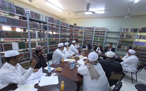 وفد ورزارة التعليم العالي في زيارة تفقدية لكلية الشريعة والقانون بجامعة الأحقاف