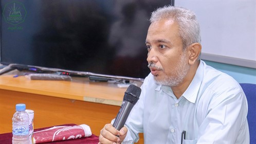 كلية الشريعة و القانون بجامعة الأحقاف - المكلا تقيم ندوة علمية تفاعلية بمناسبة اليوم العالمي للغة العربية