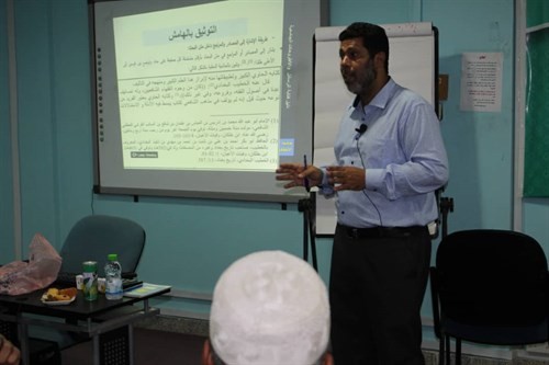 جامعة الاحقاف تقيم ورشة عمل بعنوان كتابة الرسائل والاطروحات العلمية