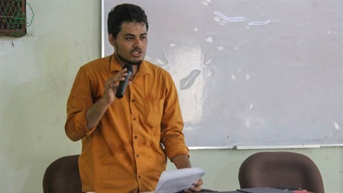 كلية الادارة والاقتصاد بجامعة الأحقاف تكرم أوائل الطلاب بجميع المستويات