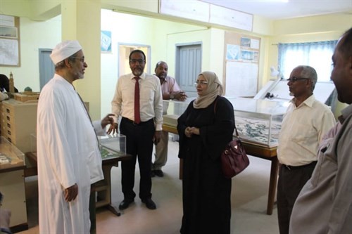 رئيسة هيئة مكافحة الفساد بالجمهورية تطلع على أنشطة وبرامج جامعة الأحقاف