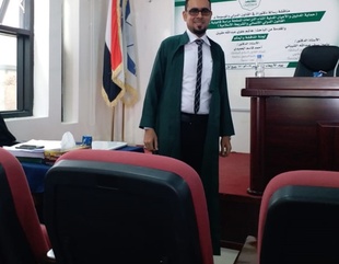 شهادة الدكتوراه للباحث هاشم علوي عبدالله مقيبل من جامعة الأحقاف كأول باحث حضرمي في مجال القانون الدولي الإنساني.