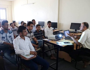 بدء الفصل الدراسي الثاني بجامعة الأحقاف للعام الدراسي 2018-2019