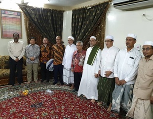 مأدبة عشاء على شرف السفير الإندونيسي
