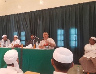 محاضرة بعنوان ( الكون طريقي الى الله ) بكلية الشريعة والقانون للوفد الاردني الخاص بلجنة المواقيت