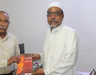 مدير مركز دراسات وأبحاث الطاقة بجامعة حضرموت يزور مركز بحوث حضرموت بجامعة الأحقاف.