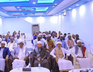 وفد جامعة الاحقاف يختتم زيارته لجمهورية الصومال الشقيق