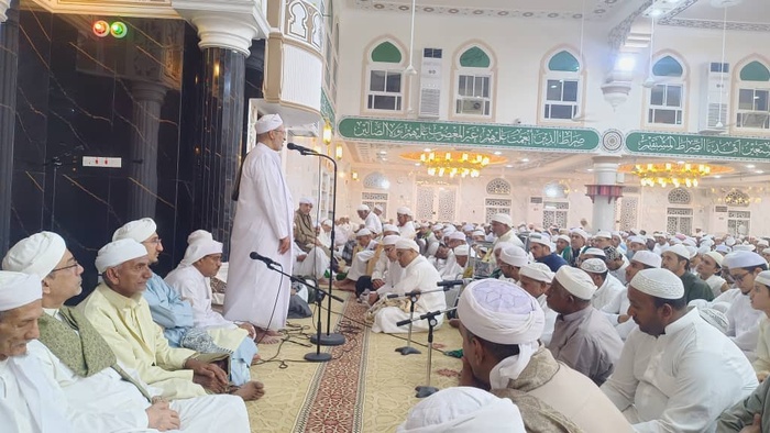 إبتهاجاً و تعظيماً للمقام النبوي الشريف جامعة الأحقاف تشارك الأمة الإسلامية إحتفالاتها بالمولد  النبوي الشريف